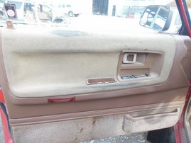 1986 T.TRUCK SR5 RED EXTRA CAB 2.4L TURBO AT 4WD Z18010